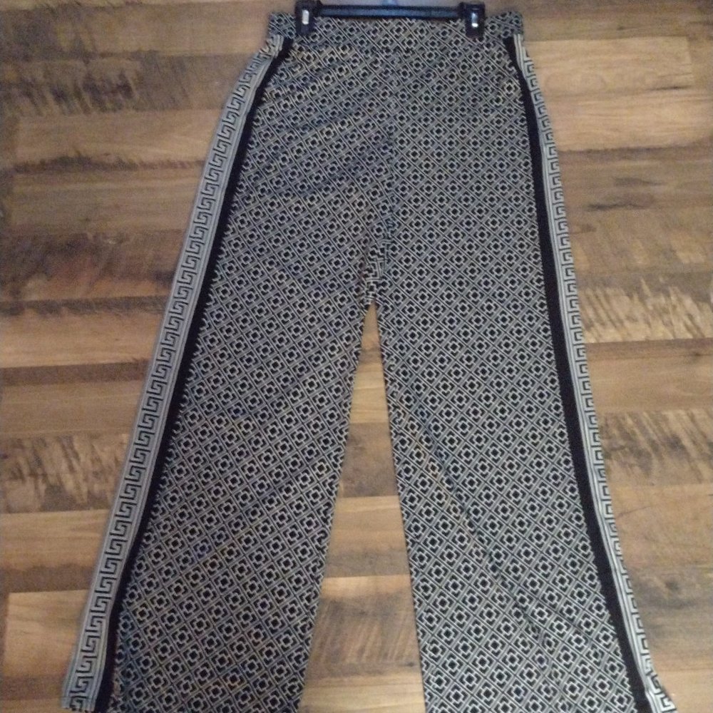 White House Black Market Geometric Wide Leg Pants